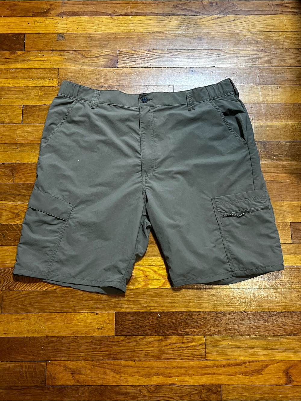 Wrangler 40 Gray All Terrain Gear ATG Cargo Shorts Hiking Outdoor Gorpcore